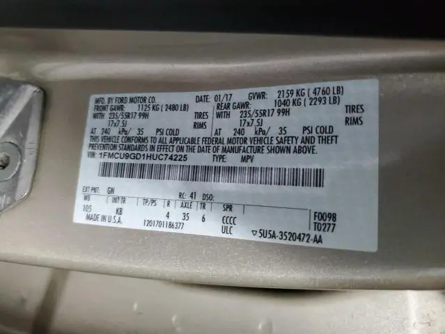 2017 FORD ESCAPE SE  
