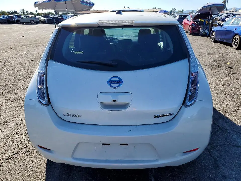 2015 NISSAN LEAF S  