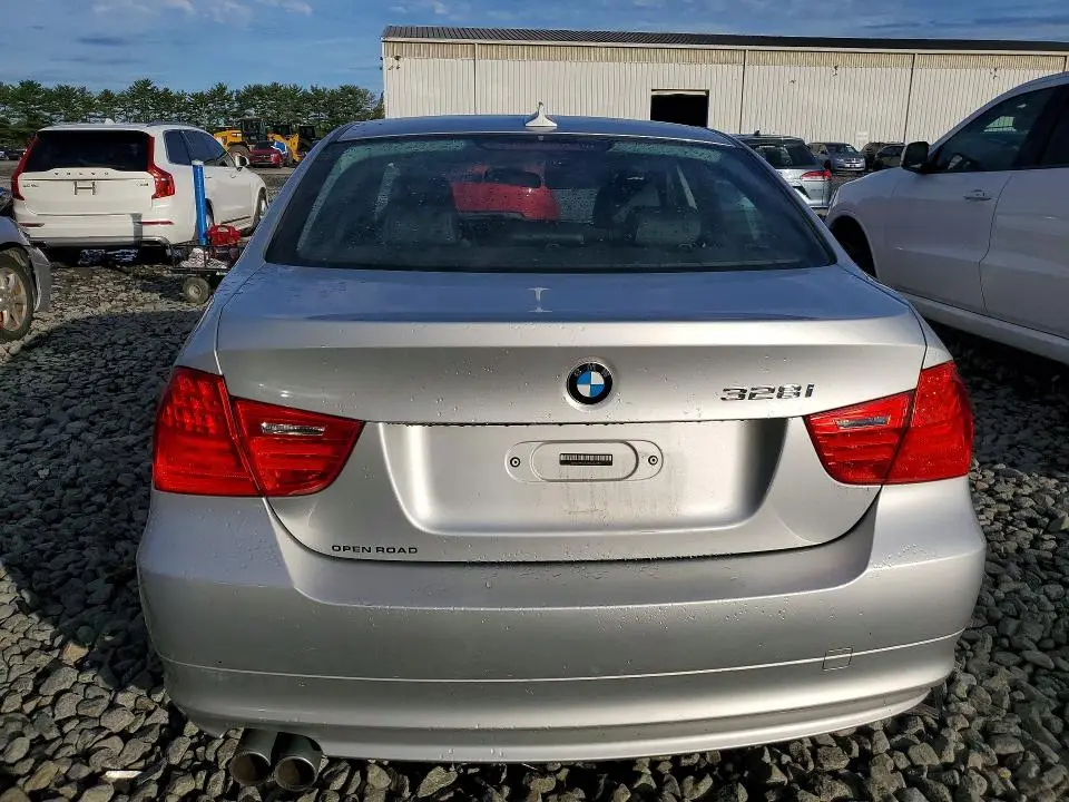 2011 BMW 328 XI SULEV  