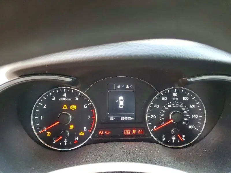 2018 KIA FORTE LX  
