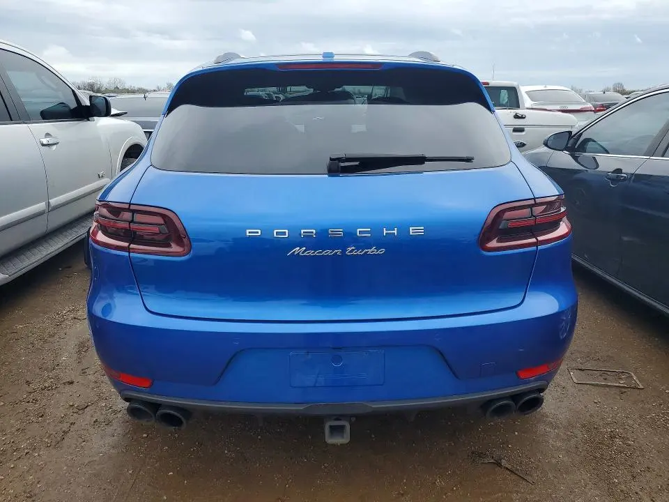 2015 PORSCHE MACAN TURBO  