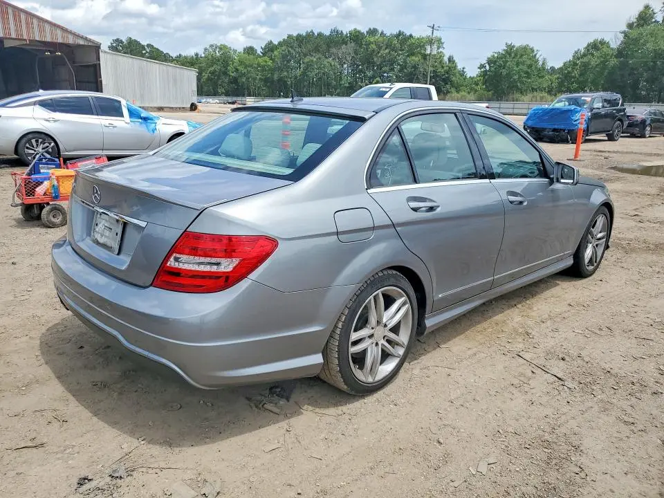 2014 MERCEDES-BENZ C 250  