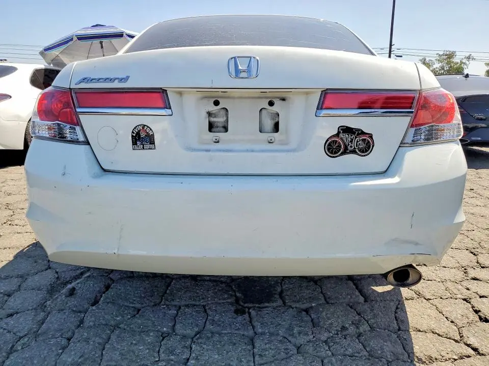 2012 HONDA ACCORD LX  