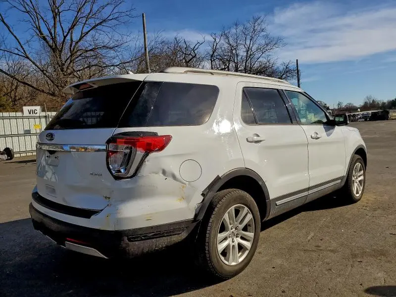 2019 FORD EXPLORER XLT  