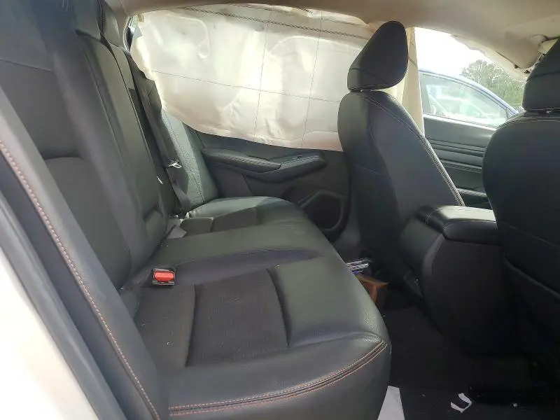 2022 NISSAN ALTIMA SR  