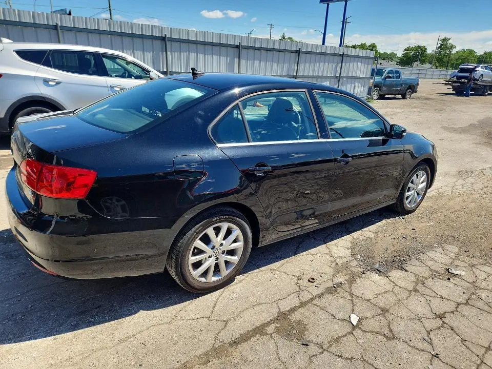 2014 VOLKSWAGEN JETTA SE  