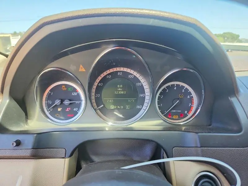 2011 MERCEDES-BENZ C 300  