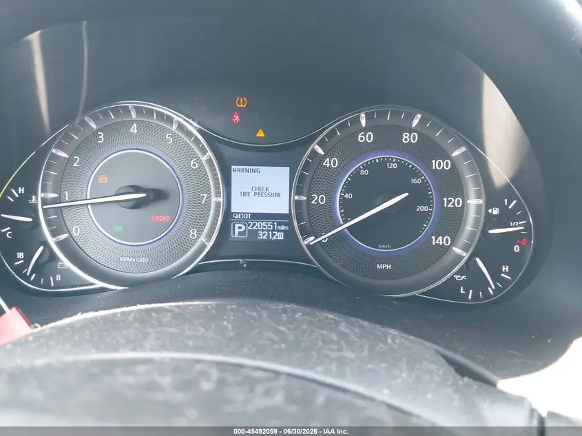 2017 INFINITI QX80  