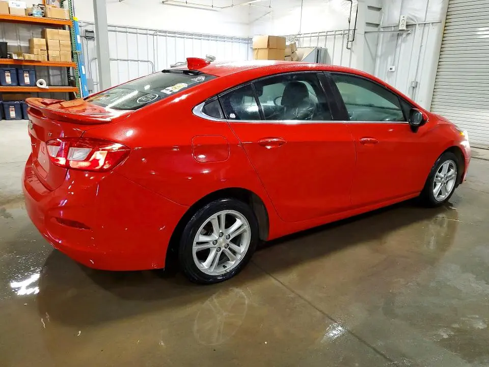 2017 CHEVROLET CRUZE LT  