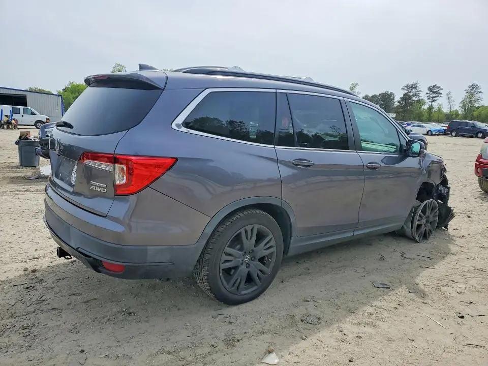 2021 HONDA PILOT SE  