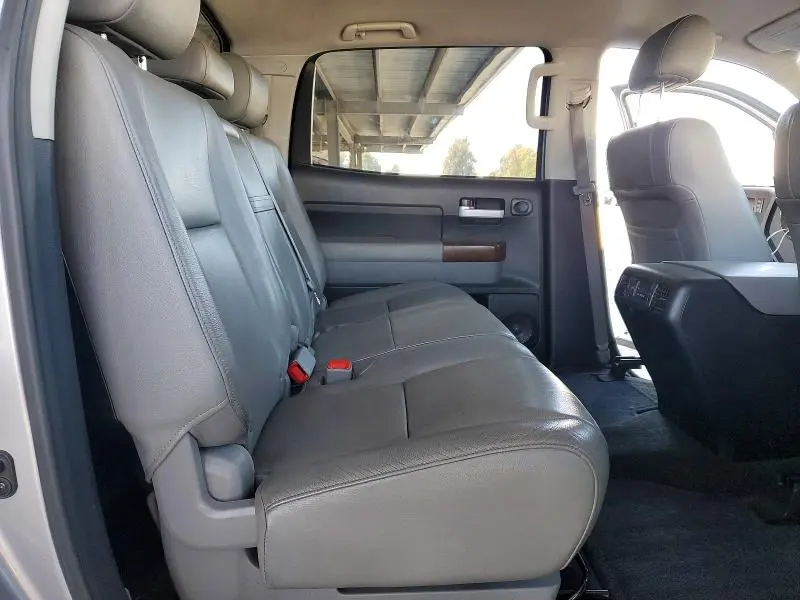 2013 TOYOTA TUNDRA LIMITED  