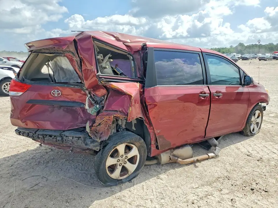 2013 TOYOTA SIENNA L 7-PASSENGER  