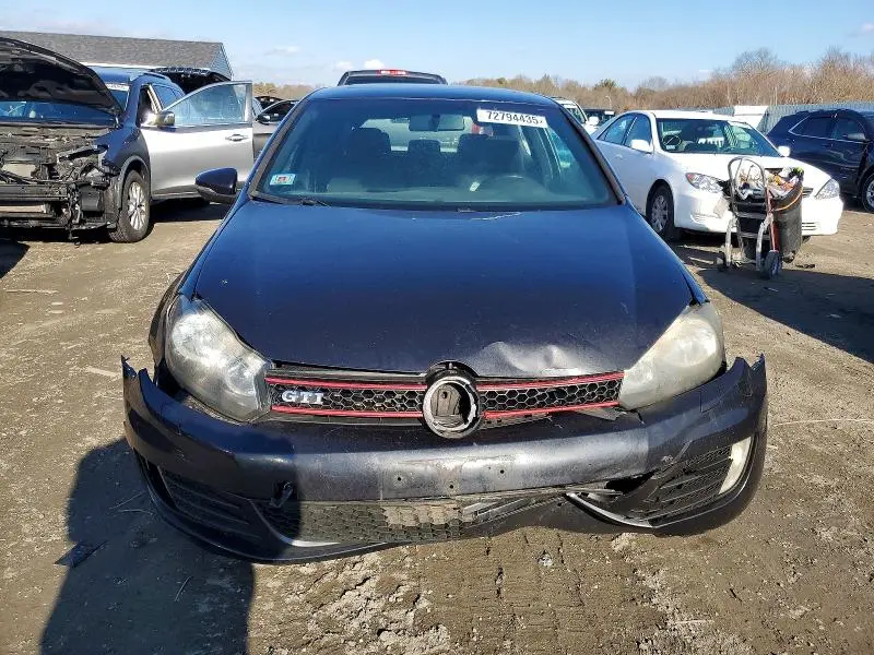 2011 VOLKSWAGEN GTI   