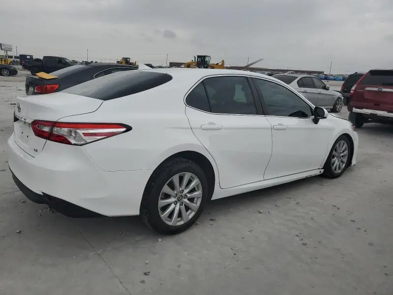 2020 TOYOTA CAMRY LE  
