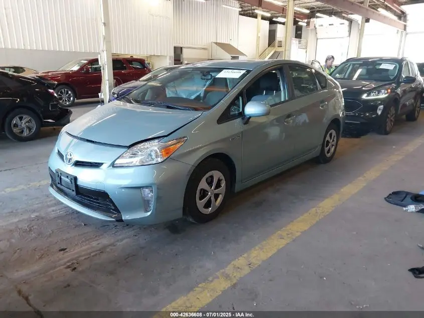 2014 TOYOTA PRIUS THREE