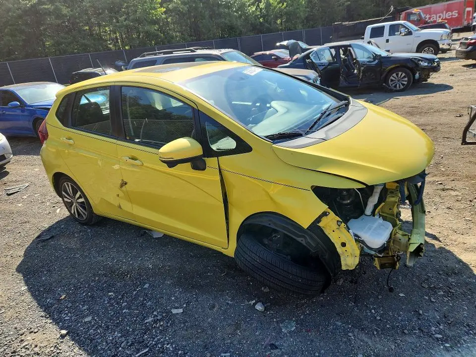 2015 HONDA FIT   