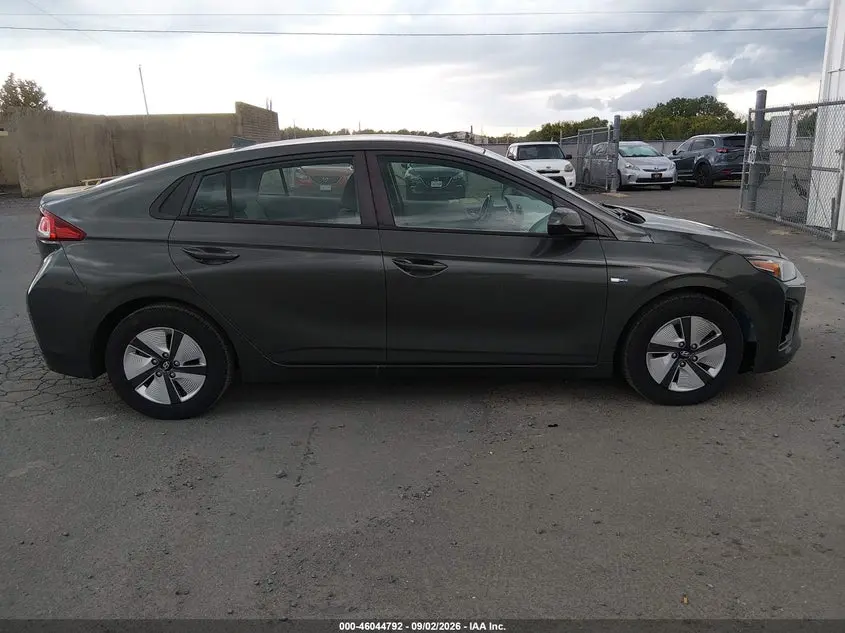 2020 HYUNDAI IONIQ HYBRID BLUE