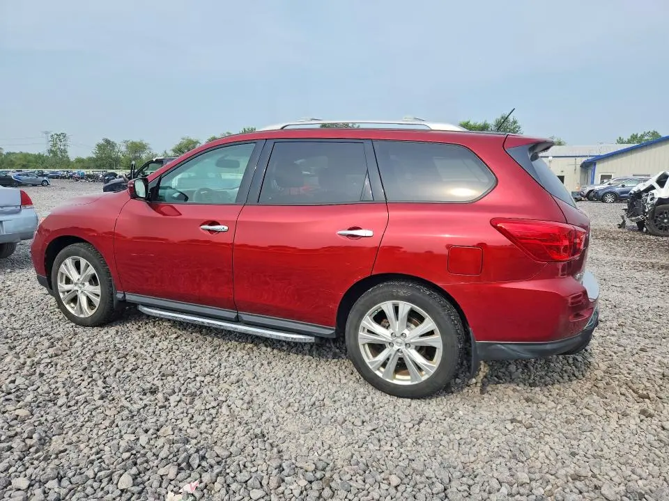 2018 NISSAN PATHFINDER SL  