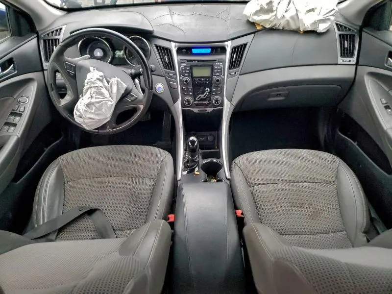 2011 HYUNDAI SONATA SE  