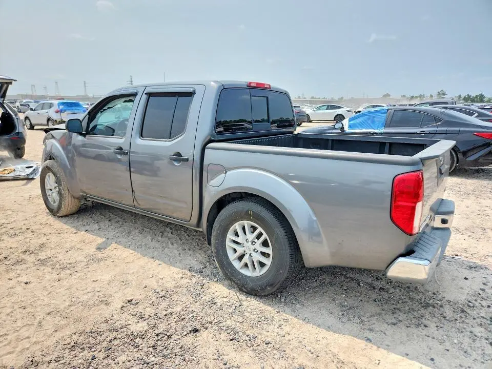 2017 NISSAN FRONTIER SV  