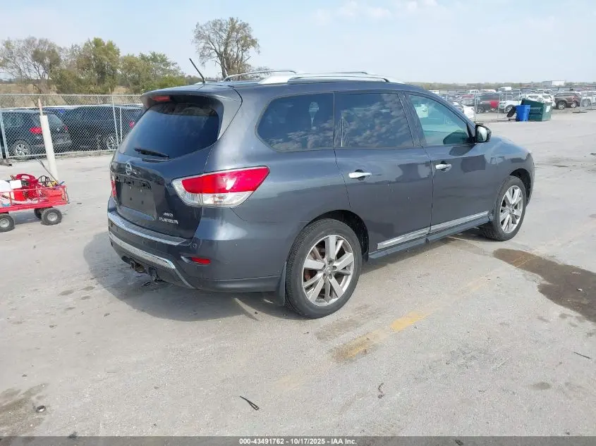 2013 NISSAN PATHFINDER PLATINUM