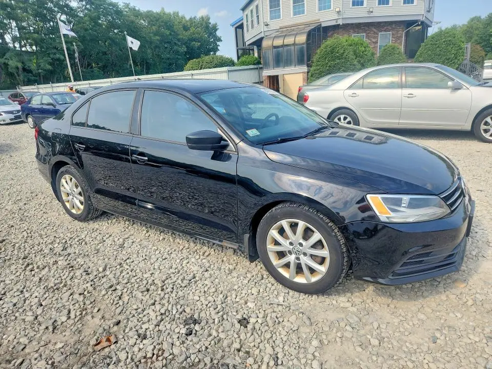 2015 VOLKSWAGEN JETTA SE  