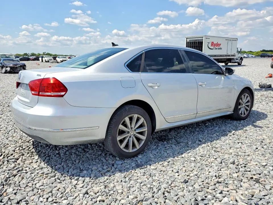 2012 VOLKSWAGEN PASSAT SEL  