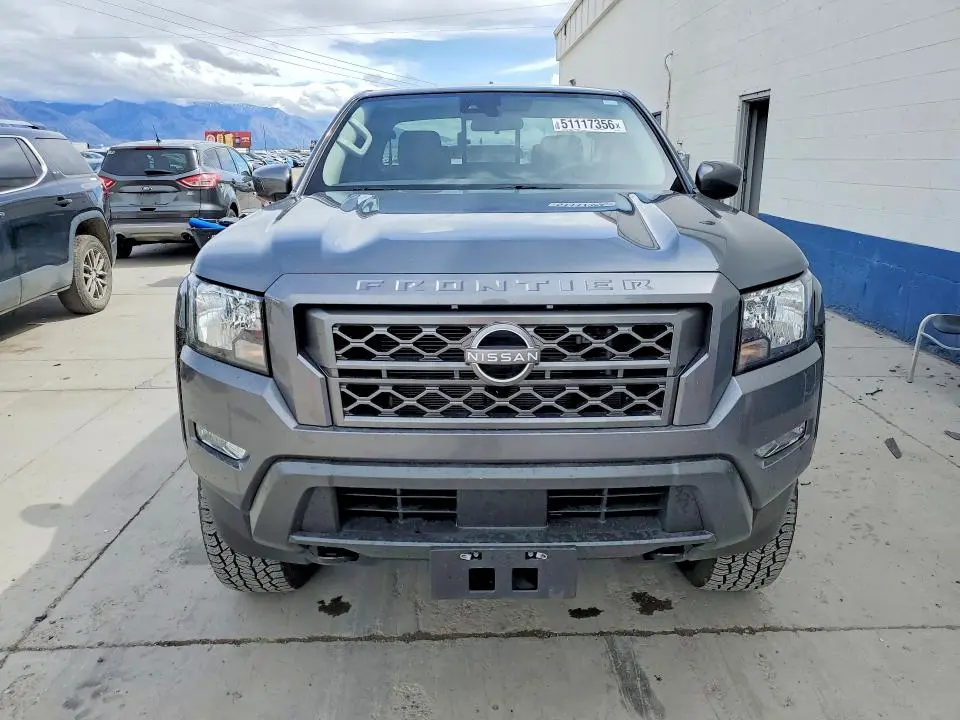2023 NISSAN FRONTIER SV  