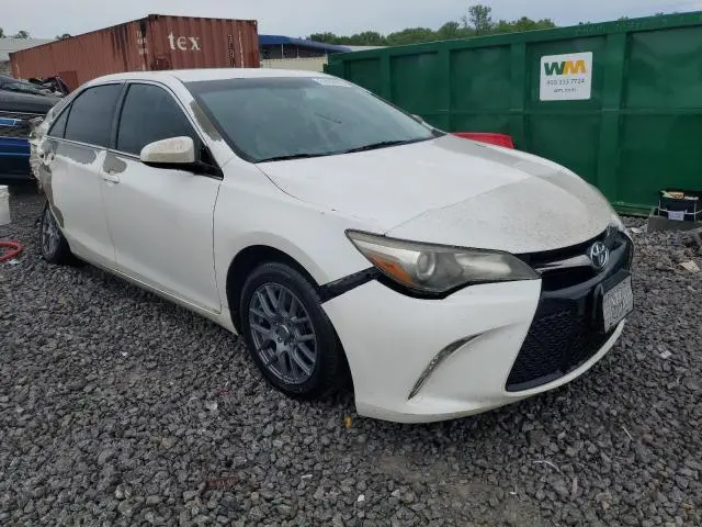 2015 TOYOTA CAMRY LE  