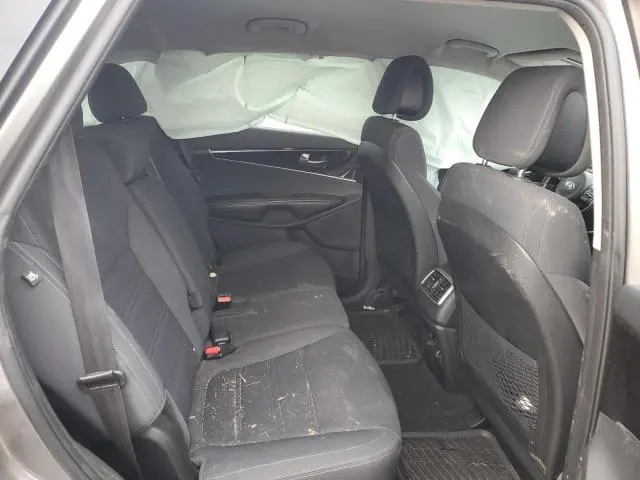 2016 KIA SORENTO LX  
