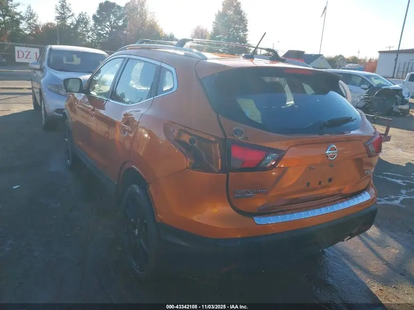 2017 NISSAN ROGUE SPORT SL