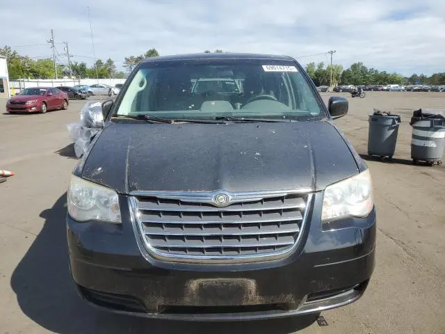2010 CHRYSLER TOWN & COUNTRY LX  