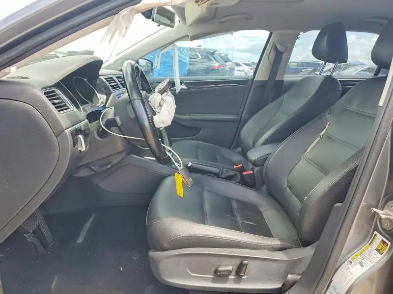 2017 VOLKSWAGEN JETTA SEL  