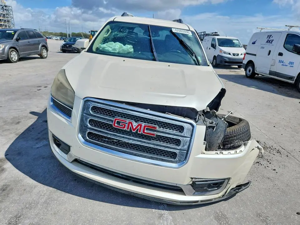 2014 GMC ACADIA SLT-1  