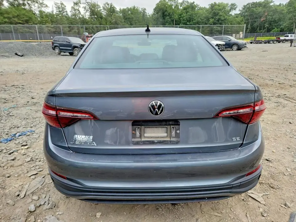 2022 VOLKSWAGEN JETTA SE  