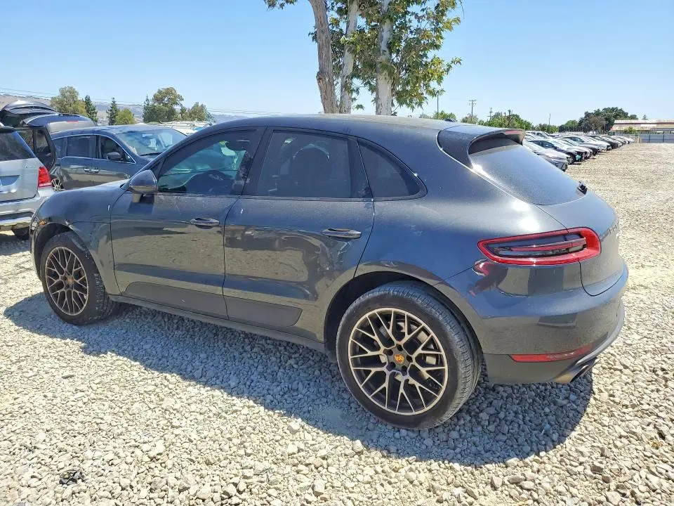 2017 PORSCHE MACAN S  