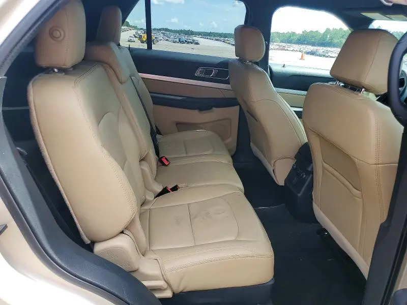 2017 FORD EXPLORER XLT  