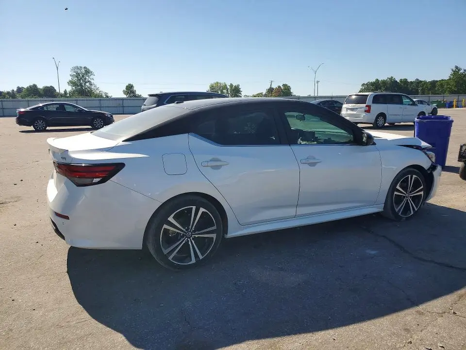 2023 NISSAN SENTRA SR  