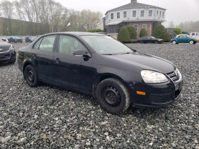 2010 VOLKSWAGEN JETTA SE  