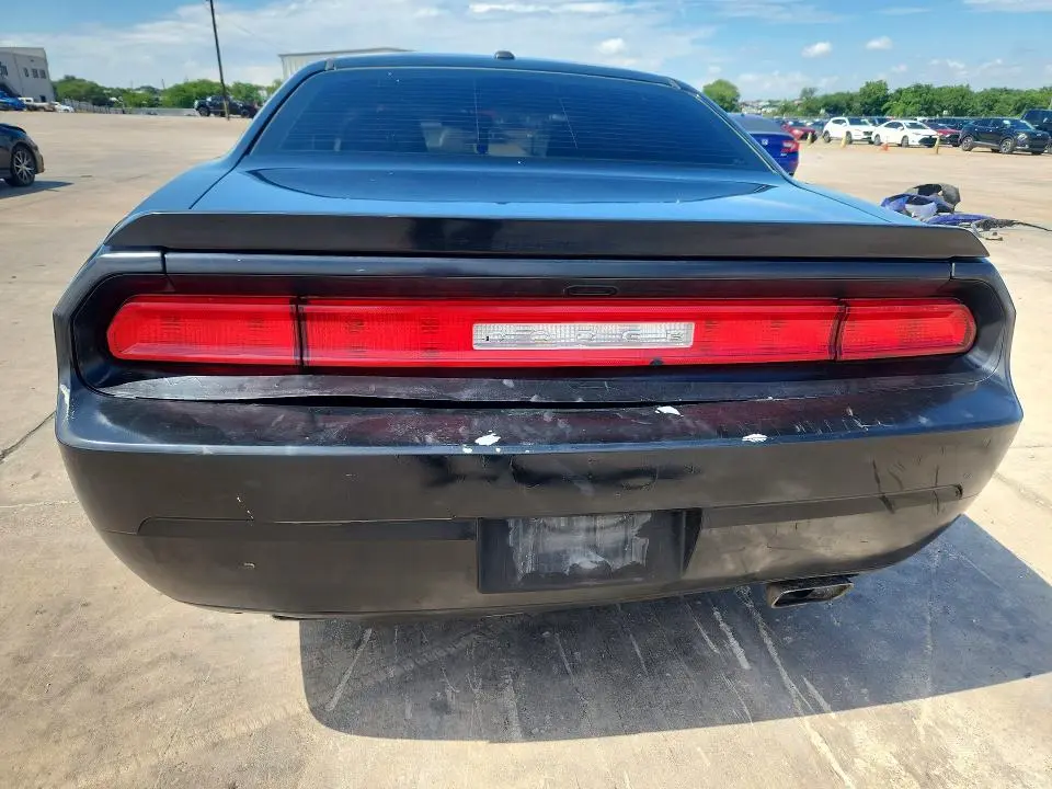 2013 DODGE CHALLENGER SXT  