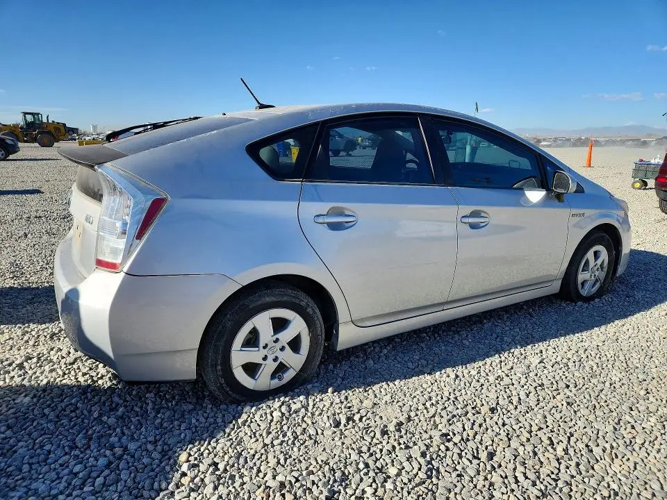 2010 TOYOTA PRIUS II  