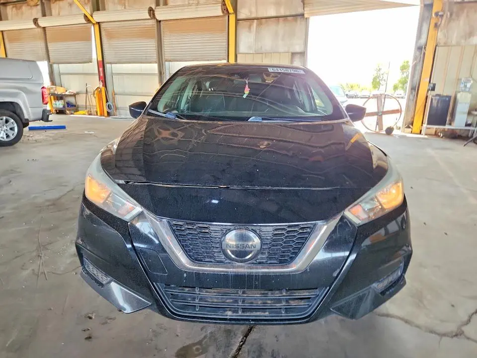 2021 NISSAN VERSA S  