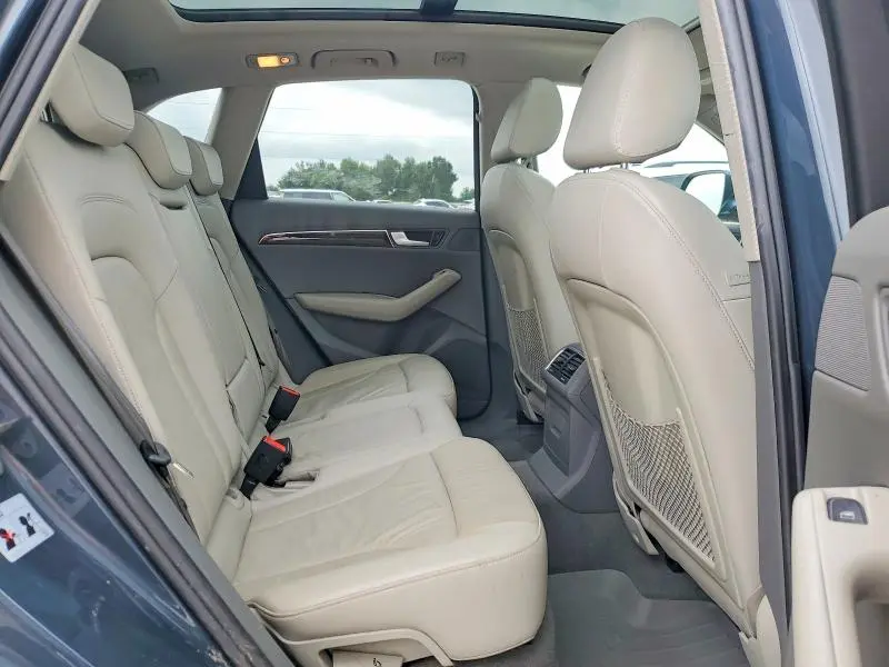 2010 AUDI Q5 PREMIUM PLUS  