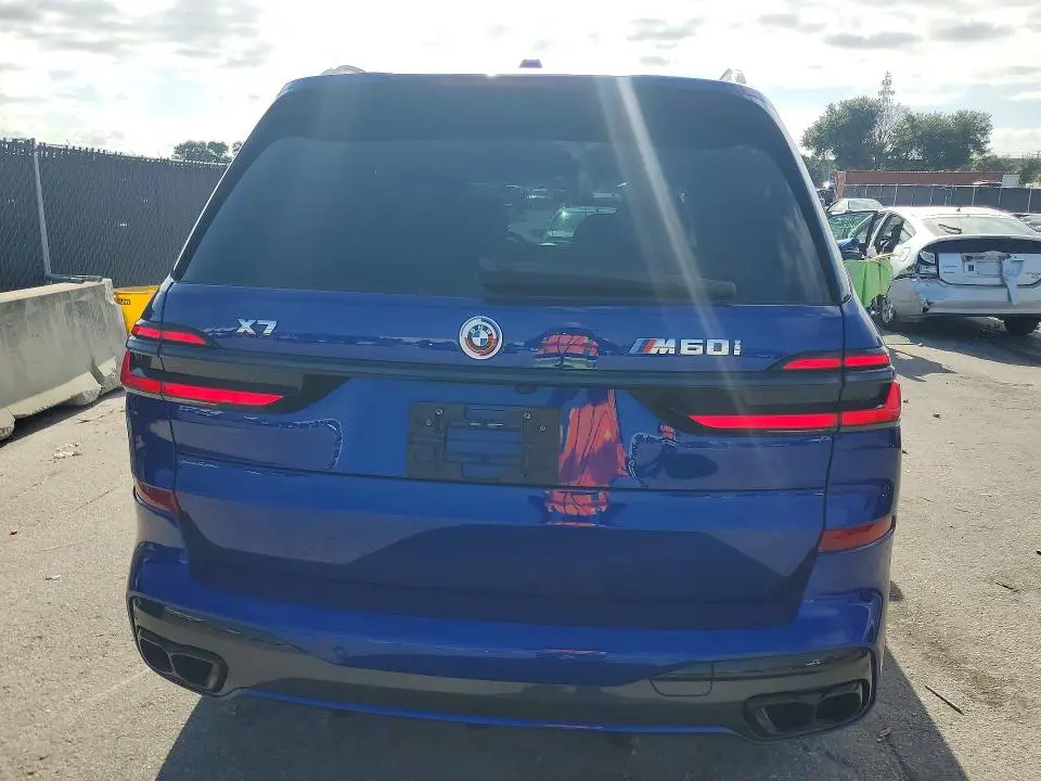 2024 BMW X7 M60I  
