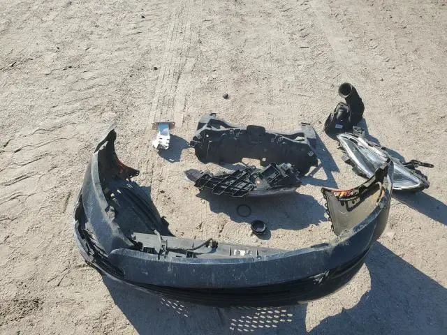 2016 CHRYSLER 200 LX  