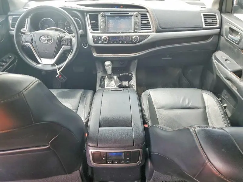 2014 TOYOTA HIGHLANDER XLE  