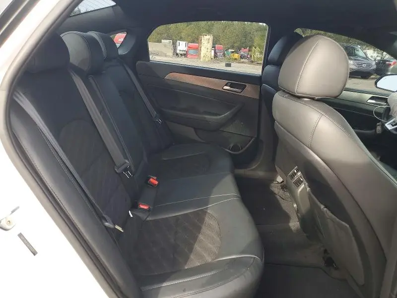 2018 HYUNDAI SONATA SPORT  