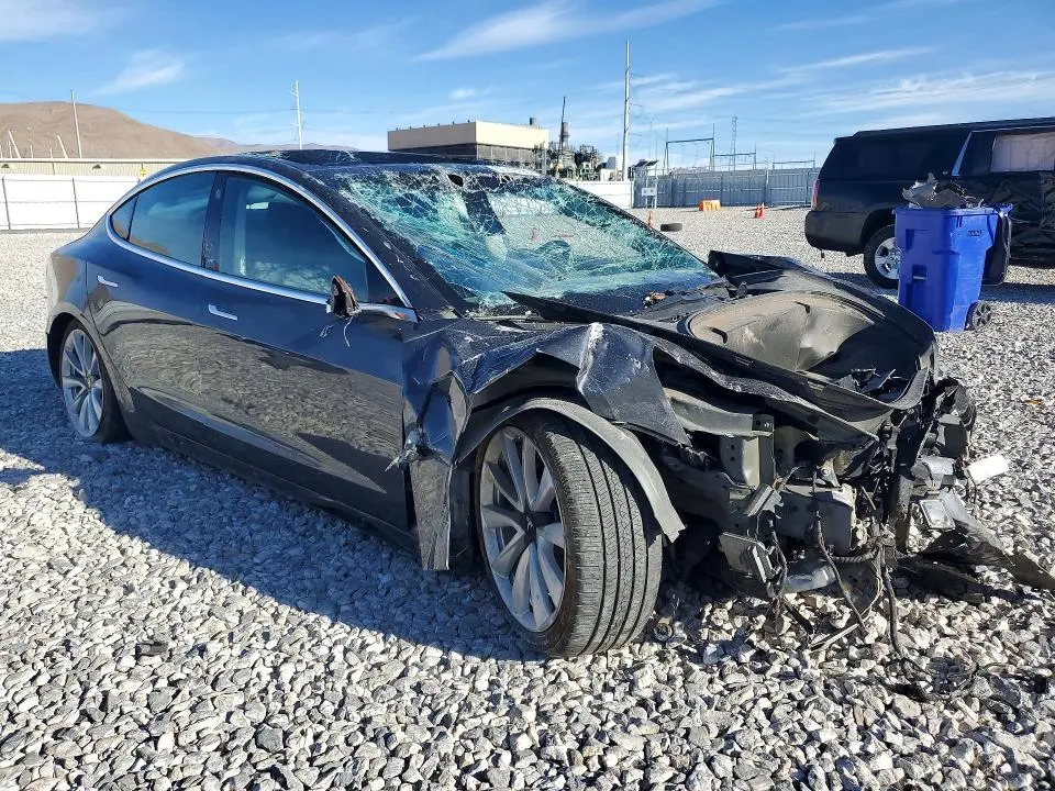 2019 TESLA MODEL 3   