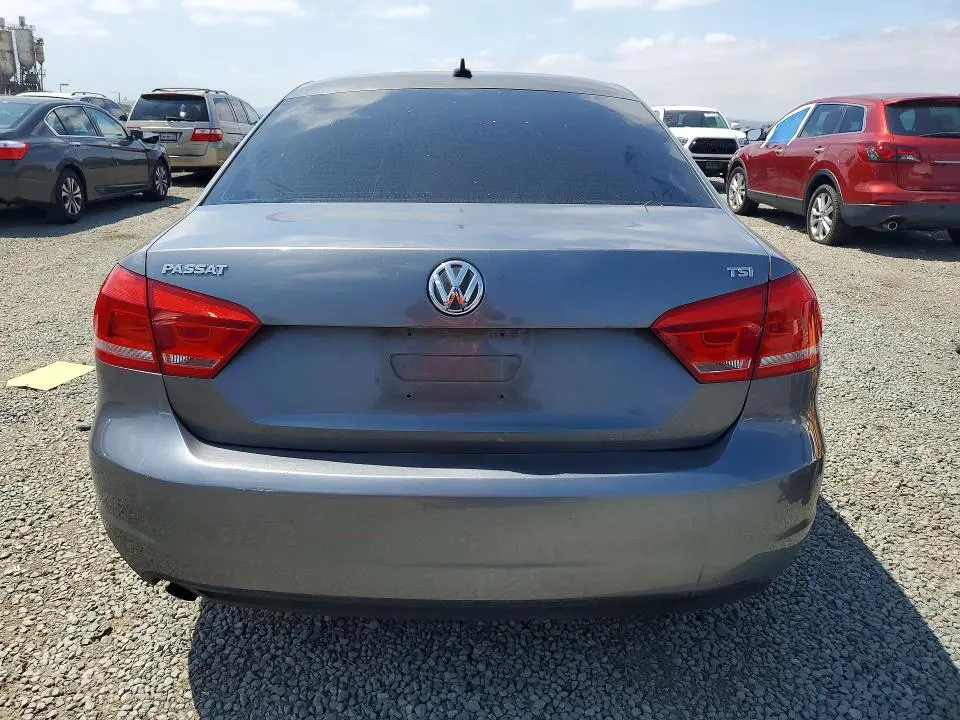 2014 VOLKSWAGEN PASSAT S  