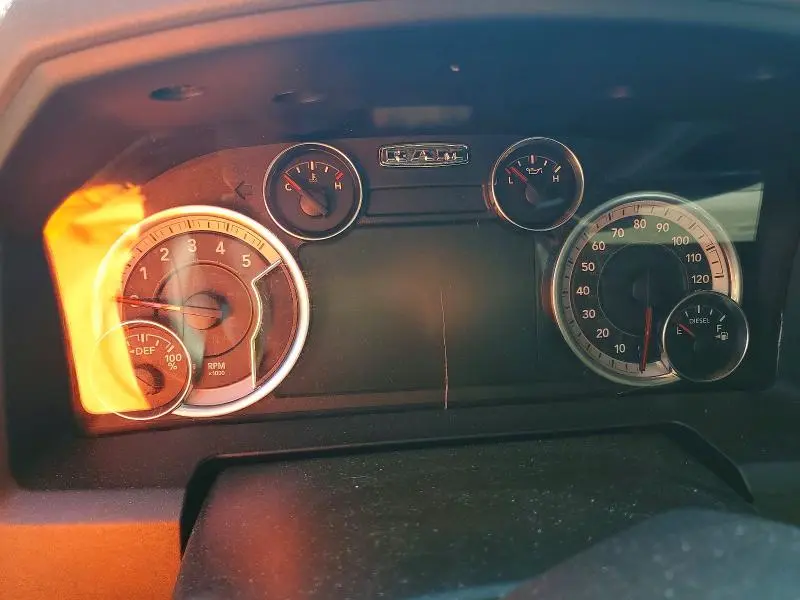 2018 RAM 1500 SLT  